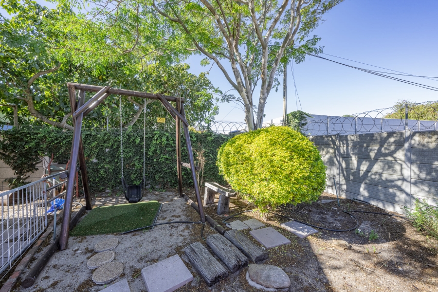 4 Bedroom Property for Sale in Kempenville Western Cape